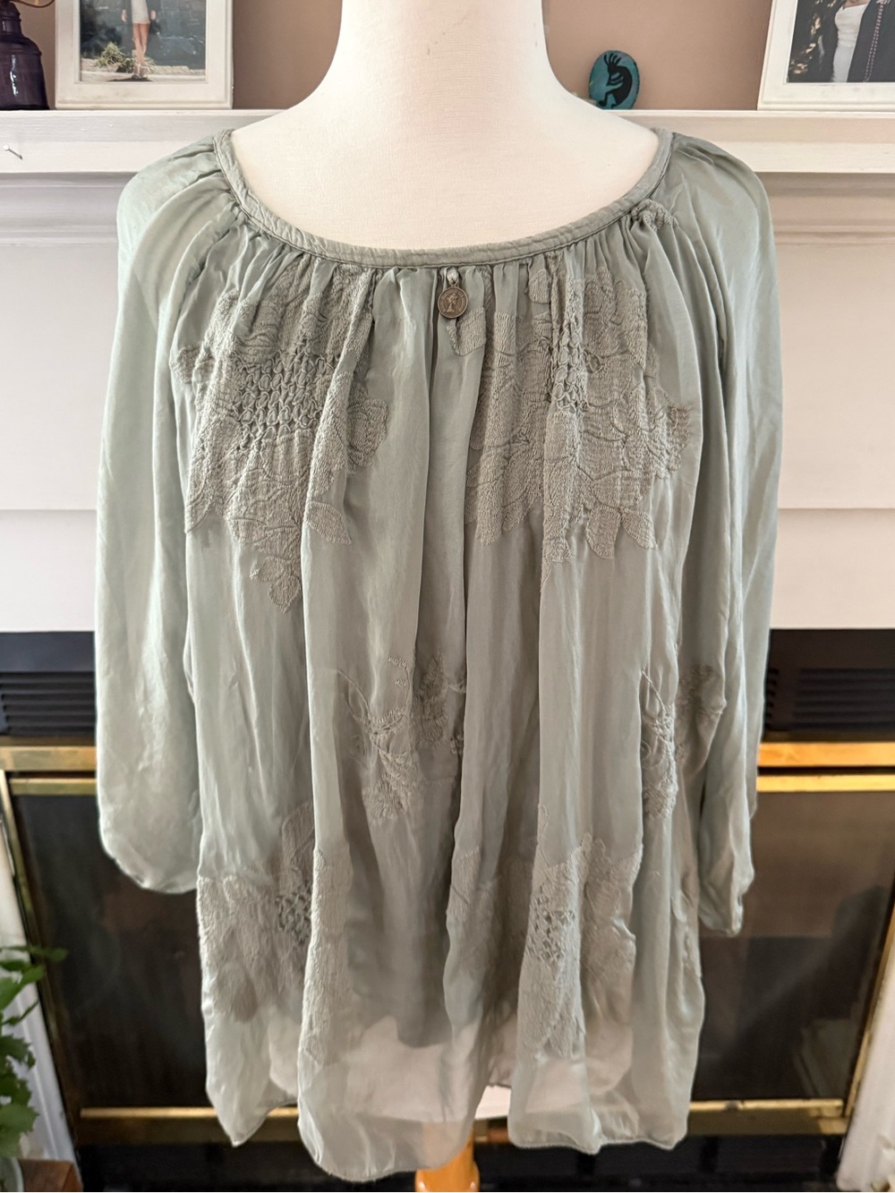 Bella Amore Sage Embroidered Lace Peasant Tunic Cold Shoulder Flowy Boho top